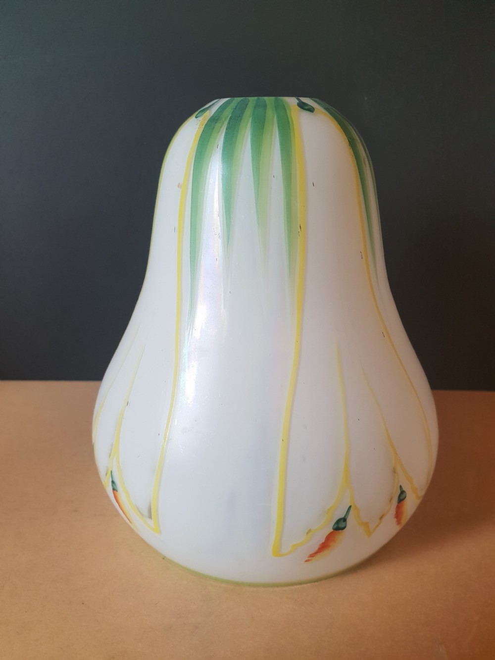 Set of 4 Art Nouveau Ceramic Pearlised Lamp Shades View IX