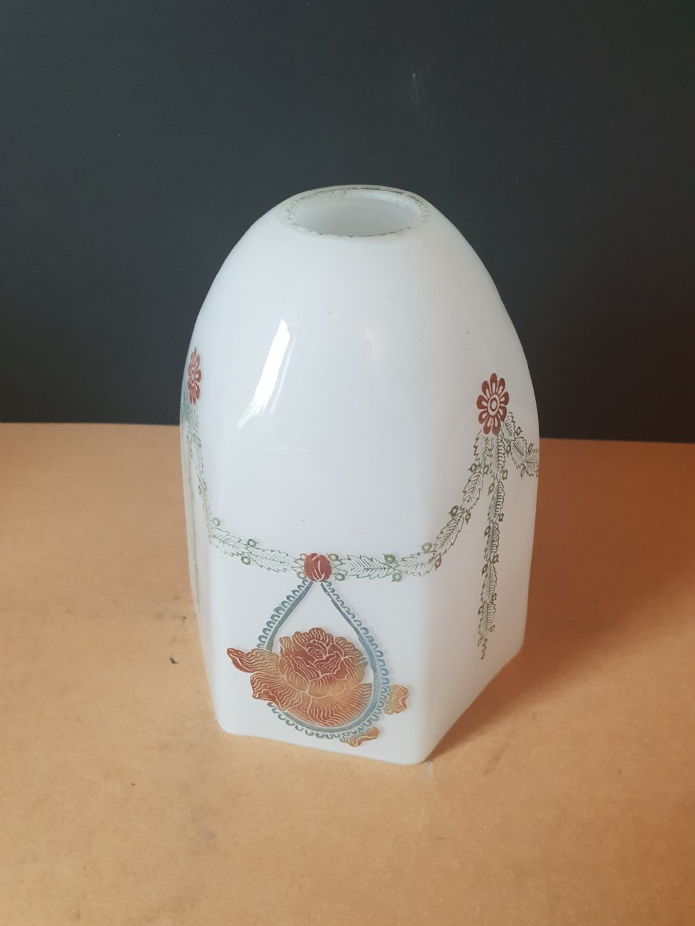 Set of 4 Edwardian Ceramic Lamp Shades View VII