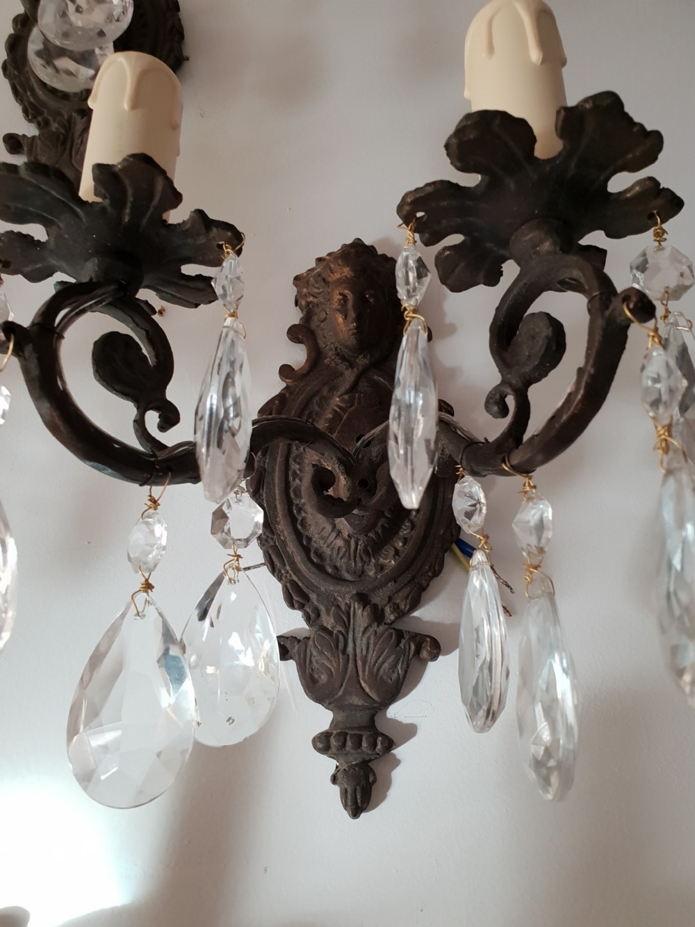 Set of 4 French Aged Brass Classical Face Embossed Wall Lights, Rewired  View IV