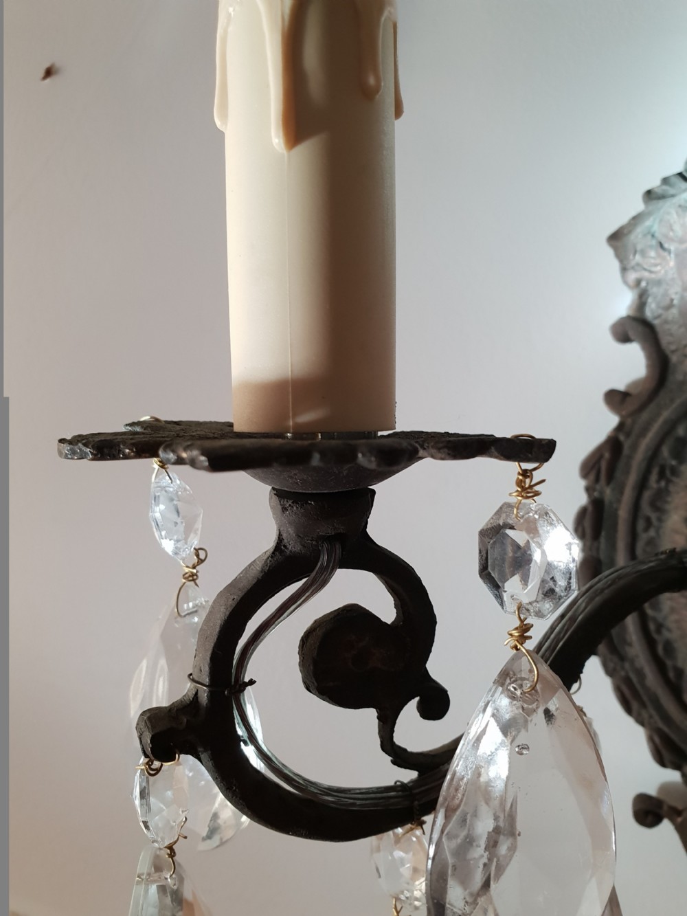 Set of 4 French Aged Brass Classical Face Embossed Wall Lights, Rewired  View XI