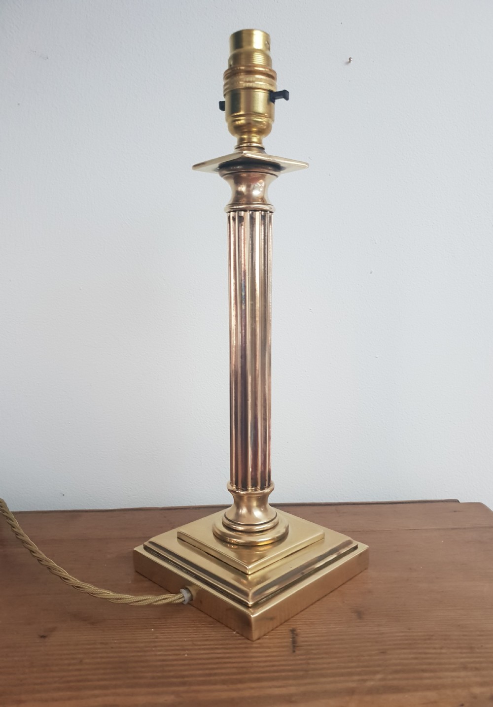 Small Heavy Cast Brass Corinthian Column Table Lamp, Rewired and PAT tested  View III