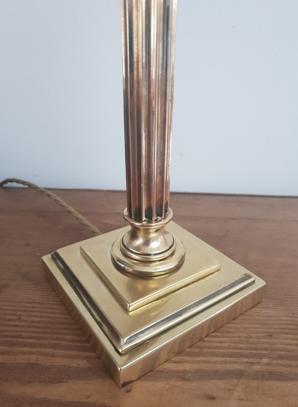 Small Heavy Cast Brass Corinthian Column Table Lamp, Rewired and PAT tested  View VI