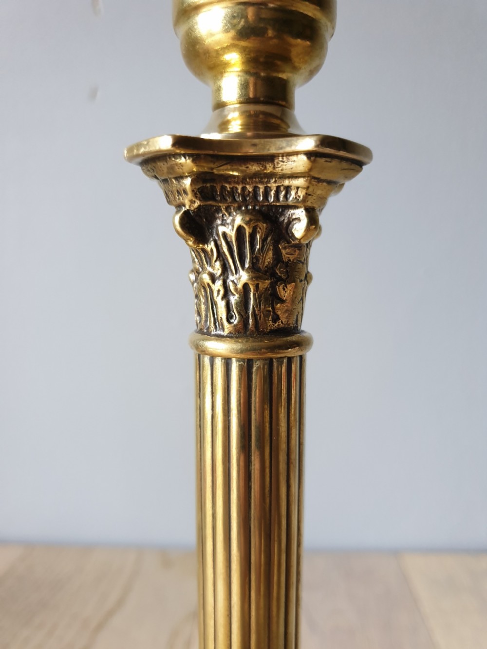 Small c1910 Corinthian Column Table Lamp, Rewired and PAT tested  View II