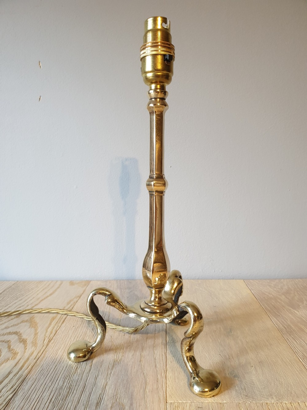 Brass Pullman Table Lamp, Rewired and PAT tested  View V