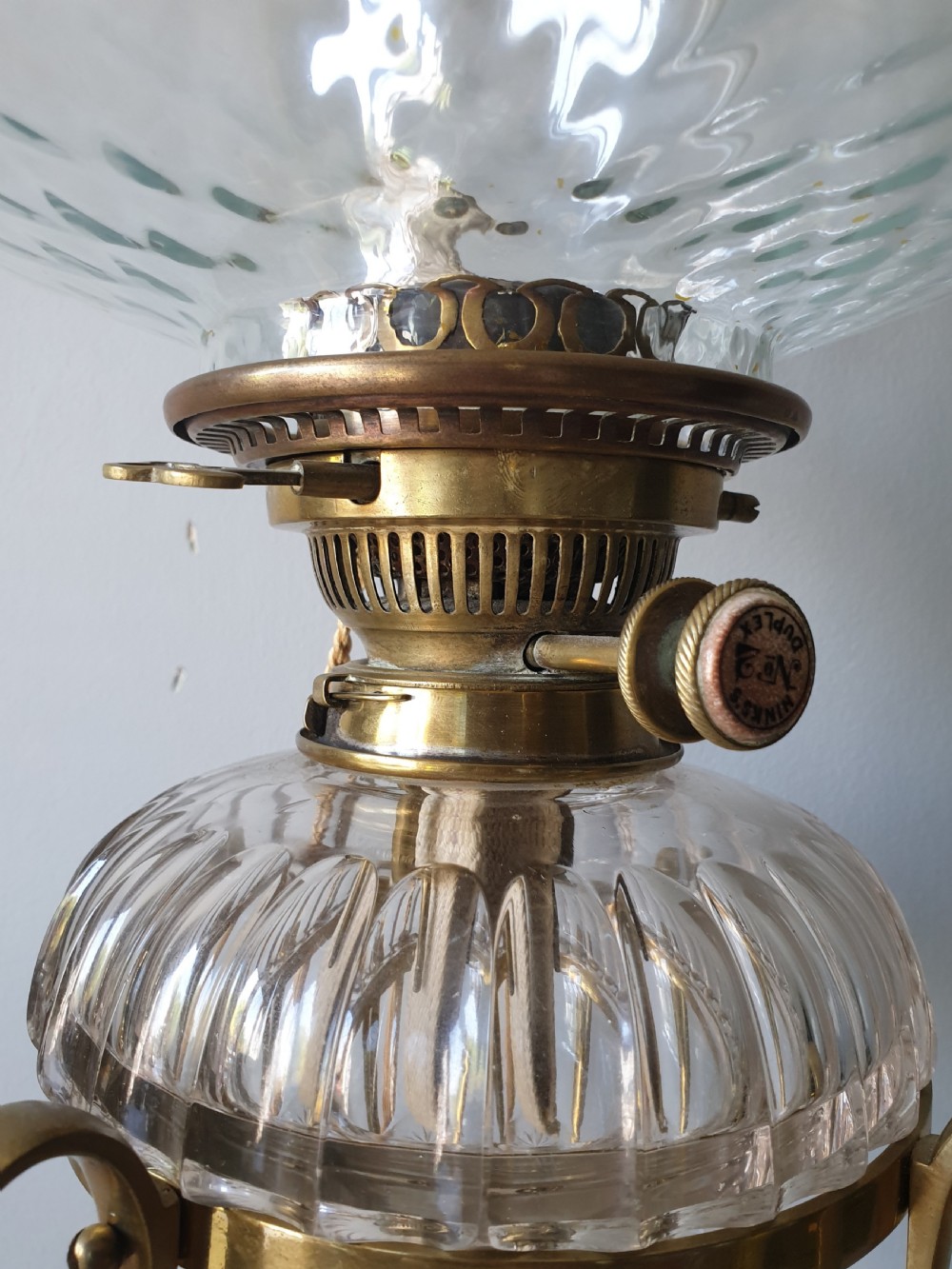 Hinks Arts and Crafts Brass Oil Lamp  View IX