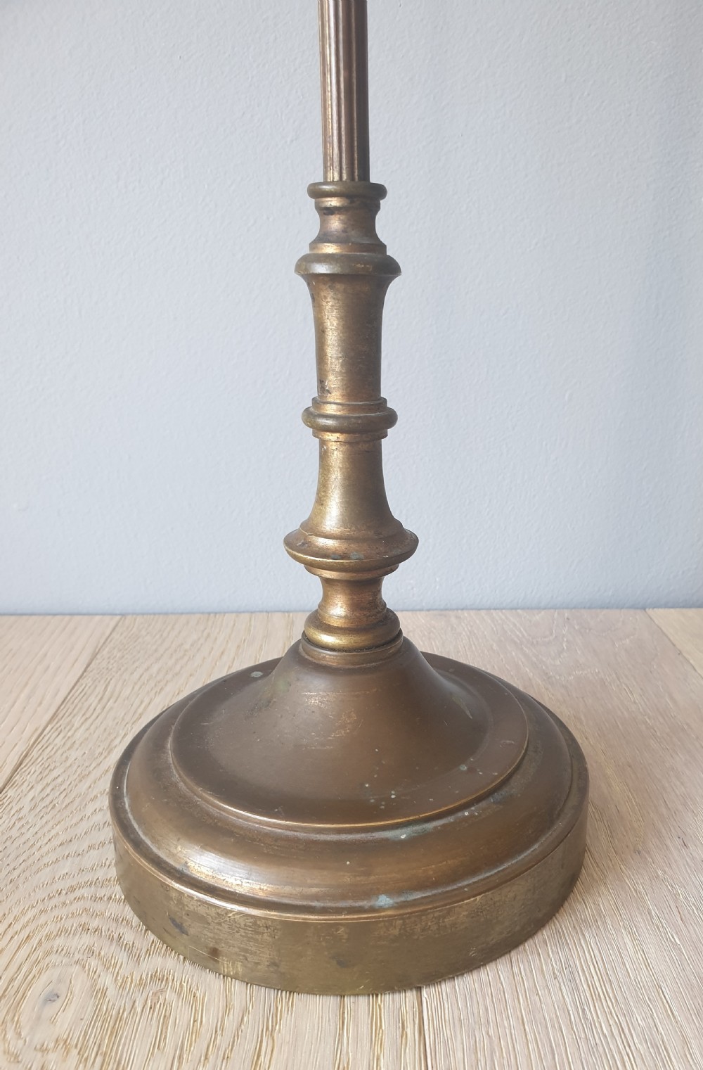 French Brevete Systeme Aged Brass Rise and Fall Table Lamp, Rewired and PAT tested  View VI