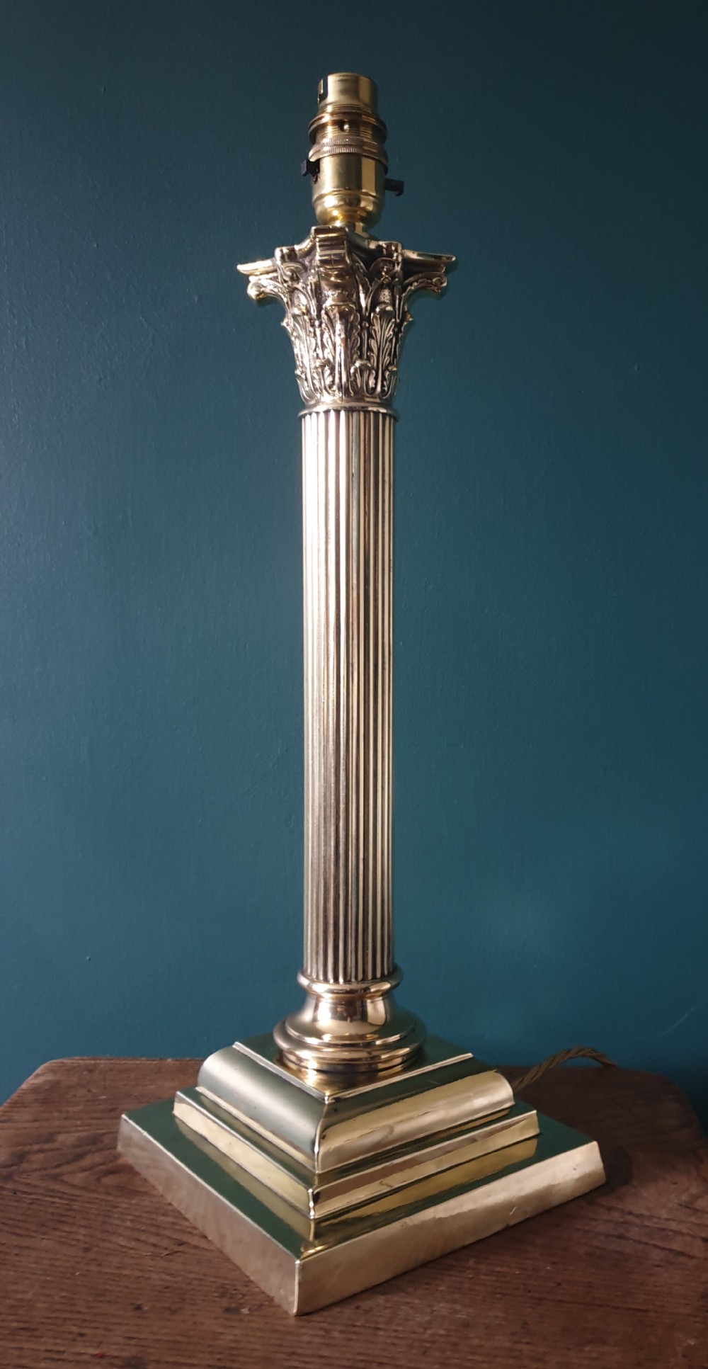 c1910 Large Corinthian Column Brass Table Lamp, Rewired and PAT tested 