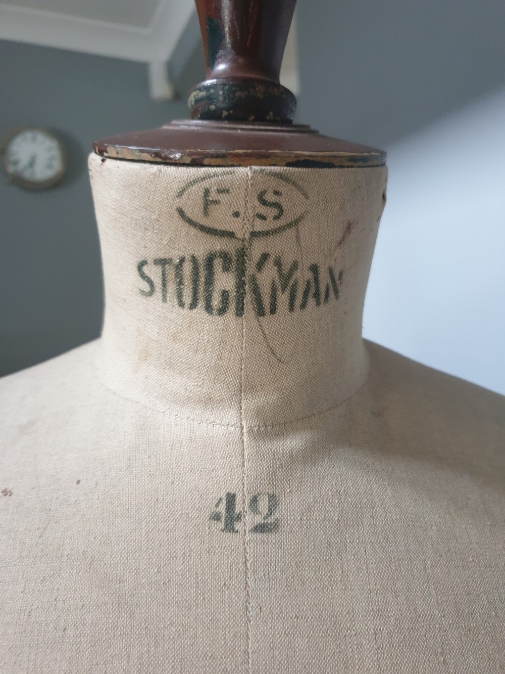 Haute Couture Stockman Paris Mannequin 42 50406 View III