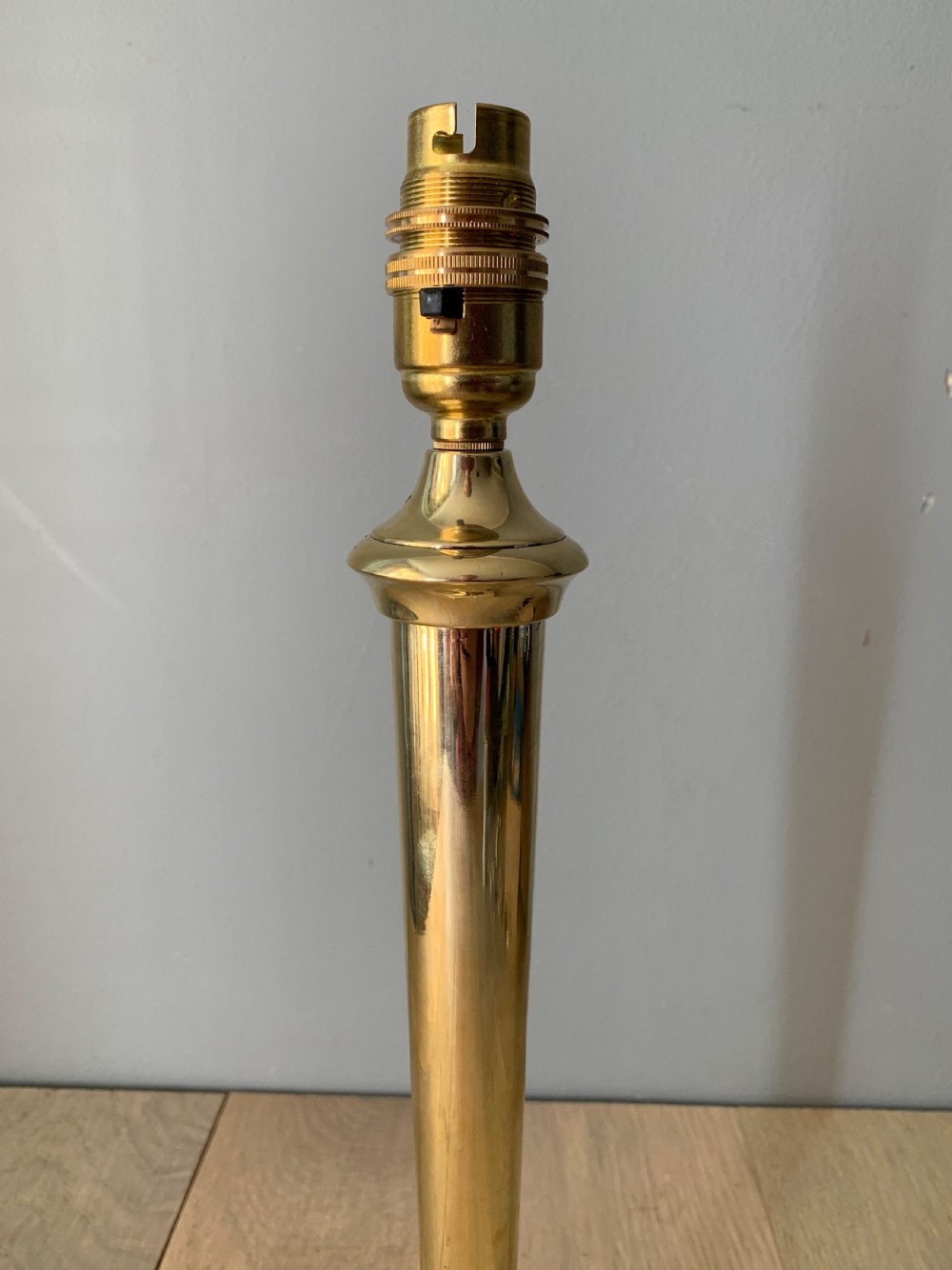 Faraday @ Sons, London, Brass Table Lamp. Rewired and Pat tested View V