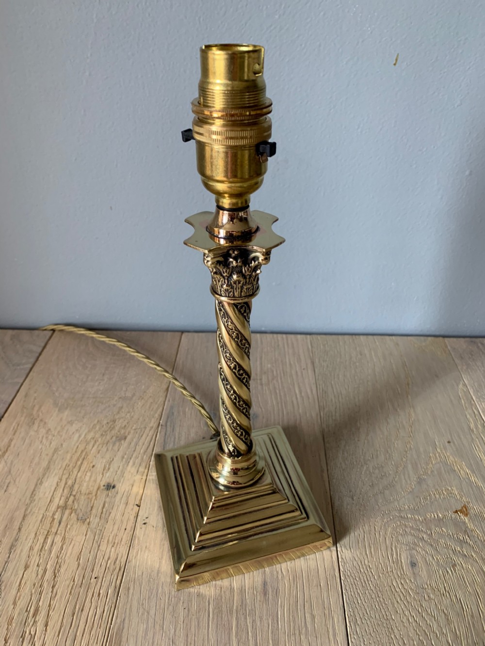 Small Decorated Brass Corinthian Column Table Lamp, Rewired and PAT tested View III
