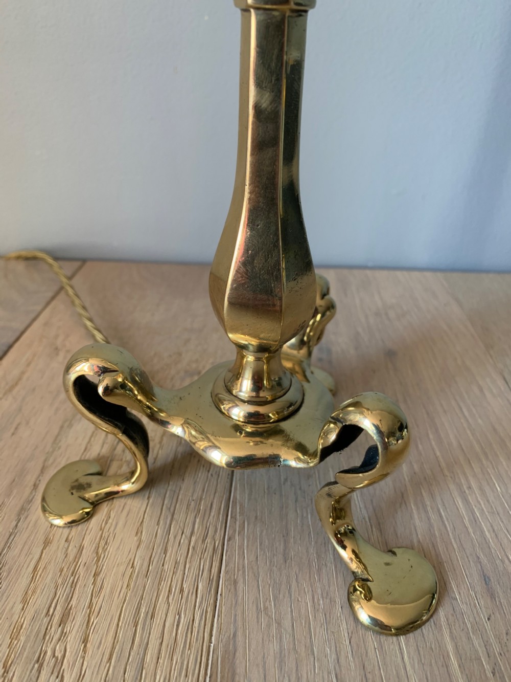 c1910 Brass Pullman Table Lamp, Rewired and PAT tested View II