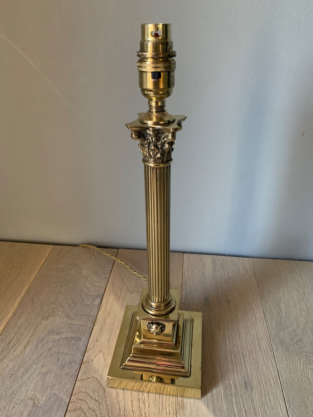 c1910 Brass Corinthian Column Table Lamp, Rewired and PAT tested View III