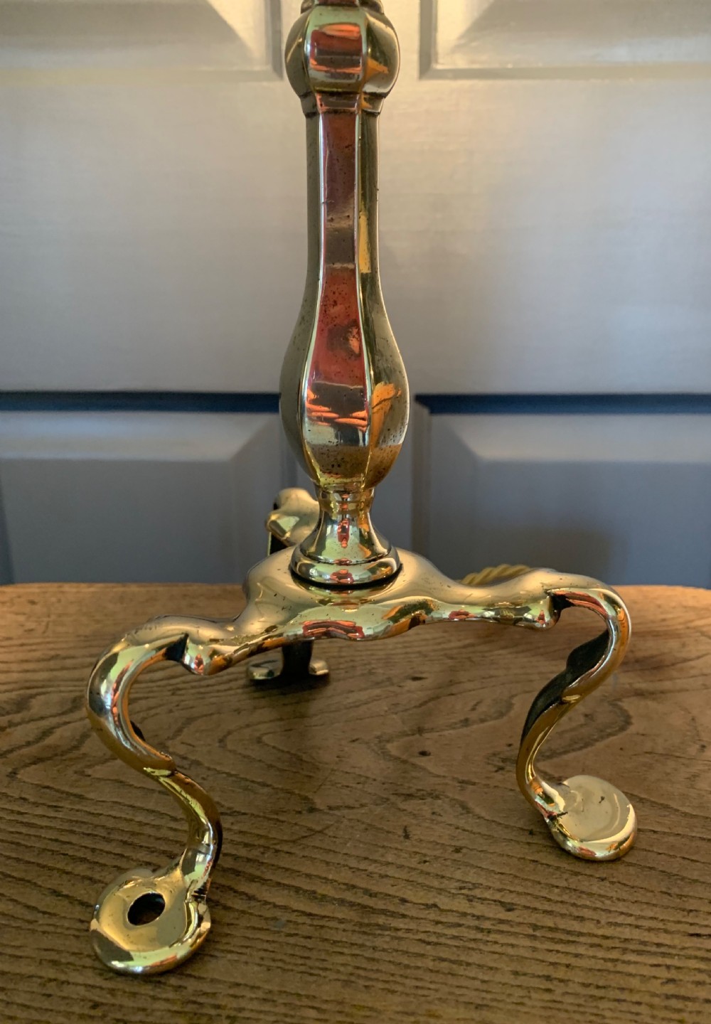 c1910 Brass Pullman Table Lamp Rewired and PAT tested View XII