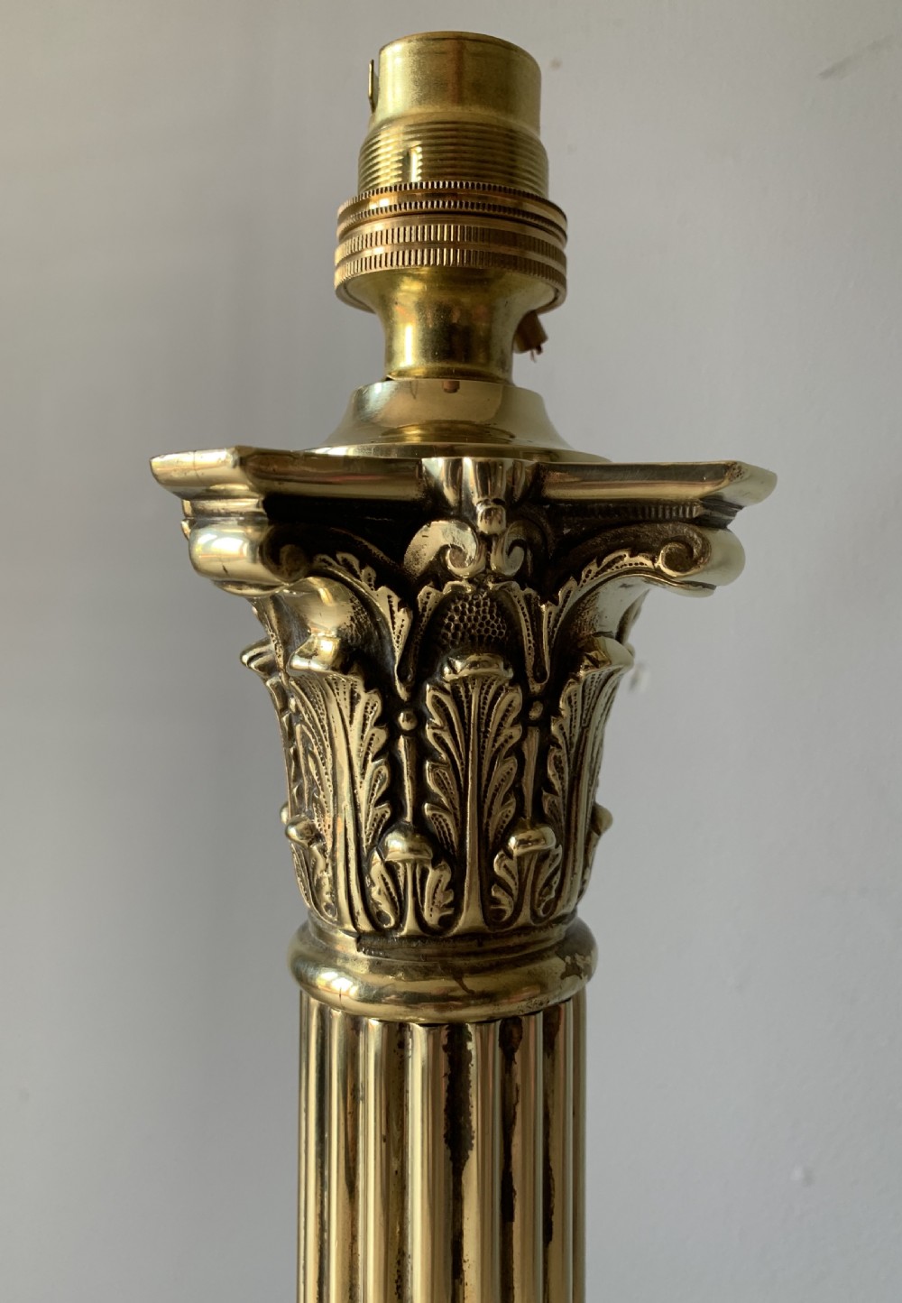 Quality Brass Corinthian Column Table Lamp, Rewired and Pat tested  View VI