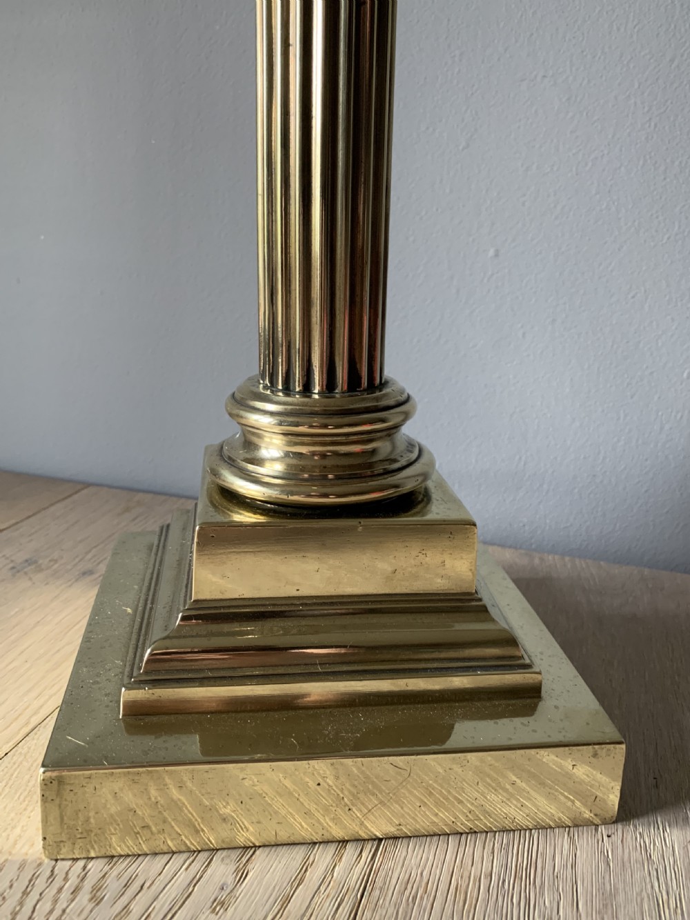 Large Brass Corinthian Column Table Lamp, Rewired and Pat tested View II