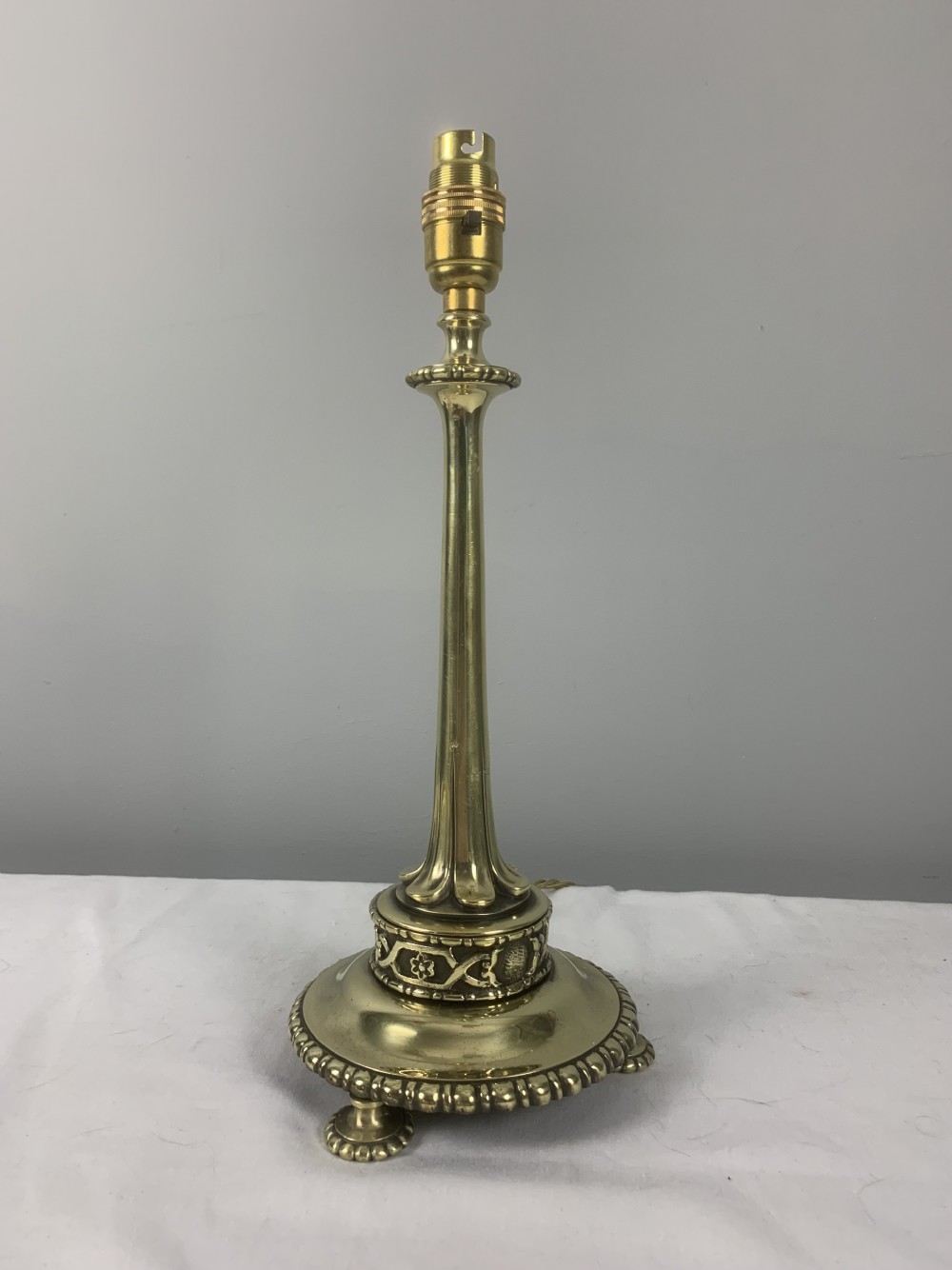 Victorian Brass Table Lamp, Rewired and Pat tested 