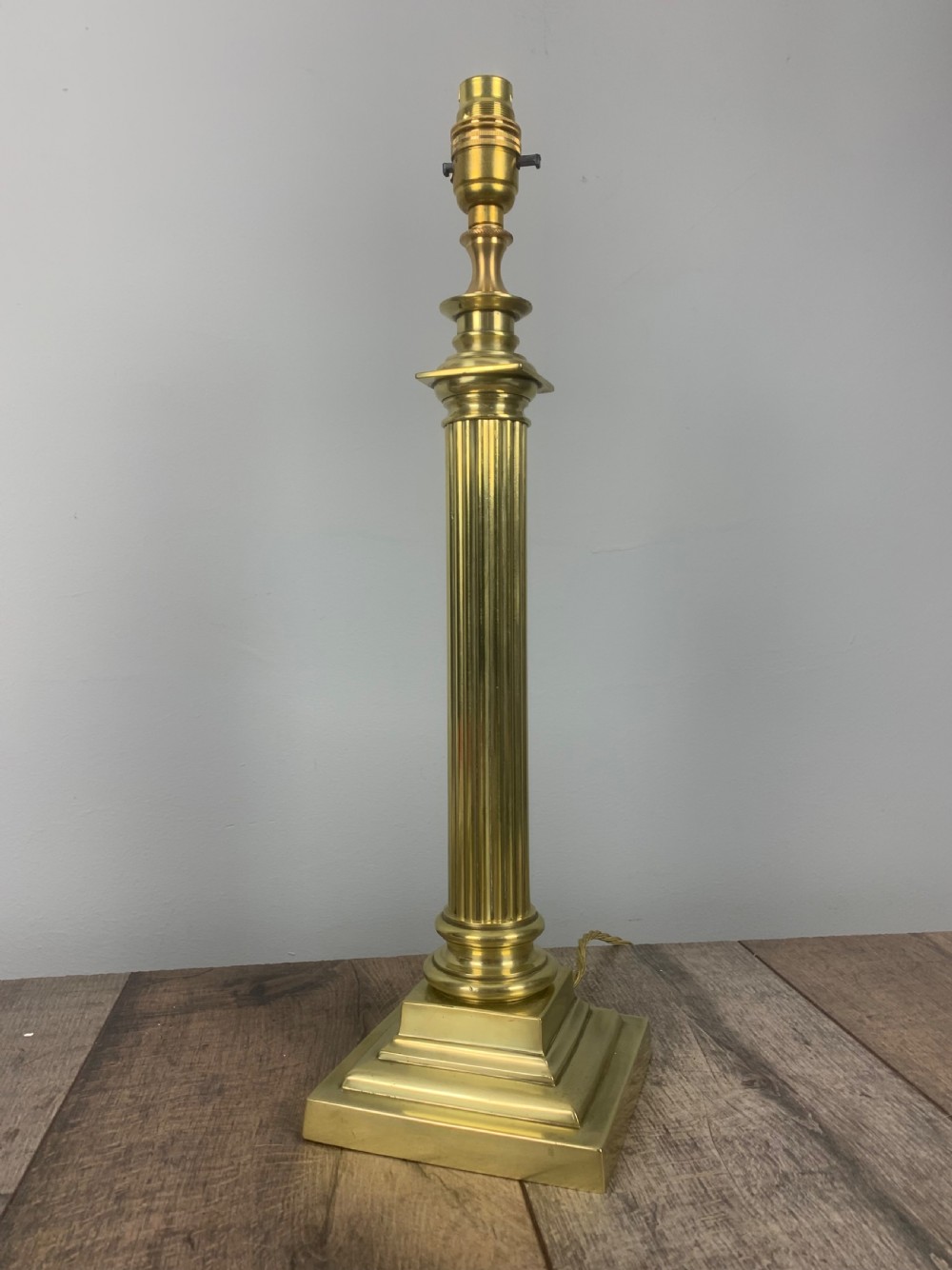 Victorian Hinks & Sons Brass Column Table Lamp, Rewired and Pat tested  View VI