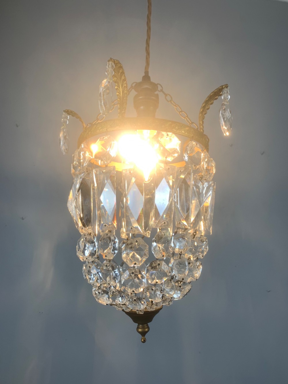 Crystal Lustre Chandelier, Ceiling Light  View II