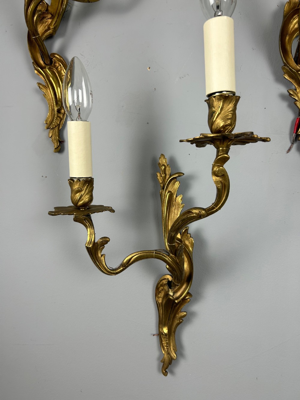 Set Of 4 French Gilded Twin Arm Antique Wall Lights View VII