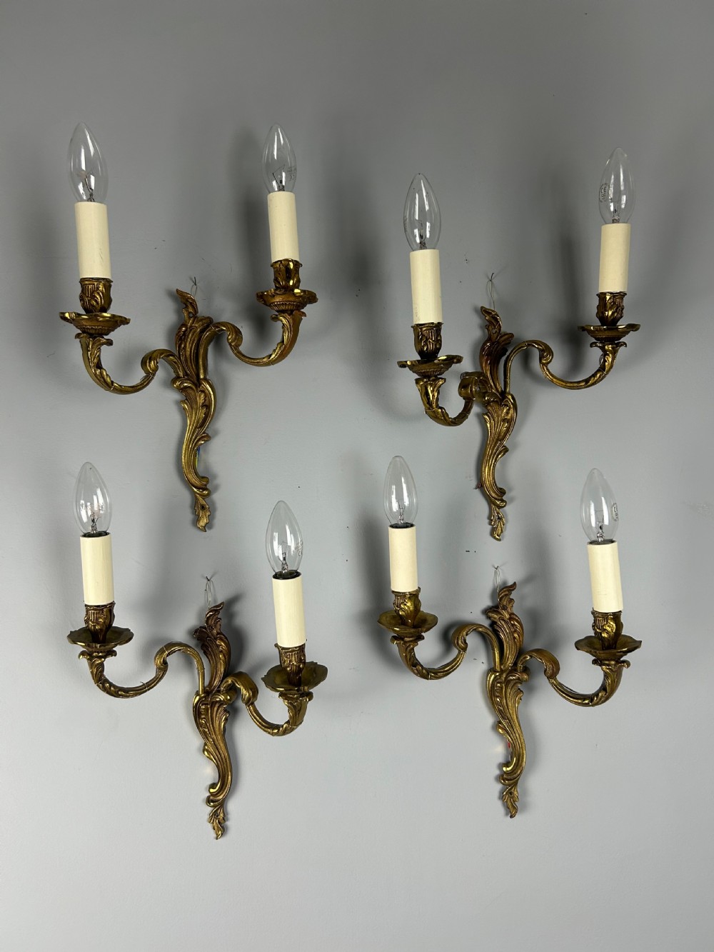 Set Of 4 French Gilded Antique Wall Lights View VI