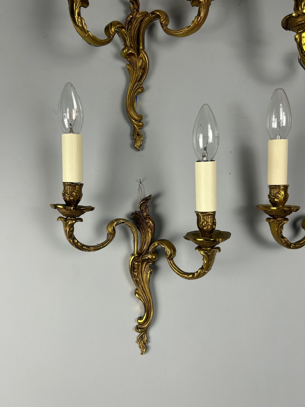 Set Of 4 French Gilded Antique Wall Lights View VII