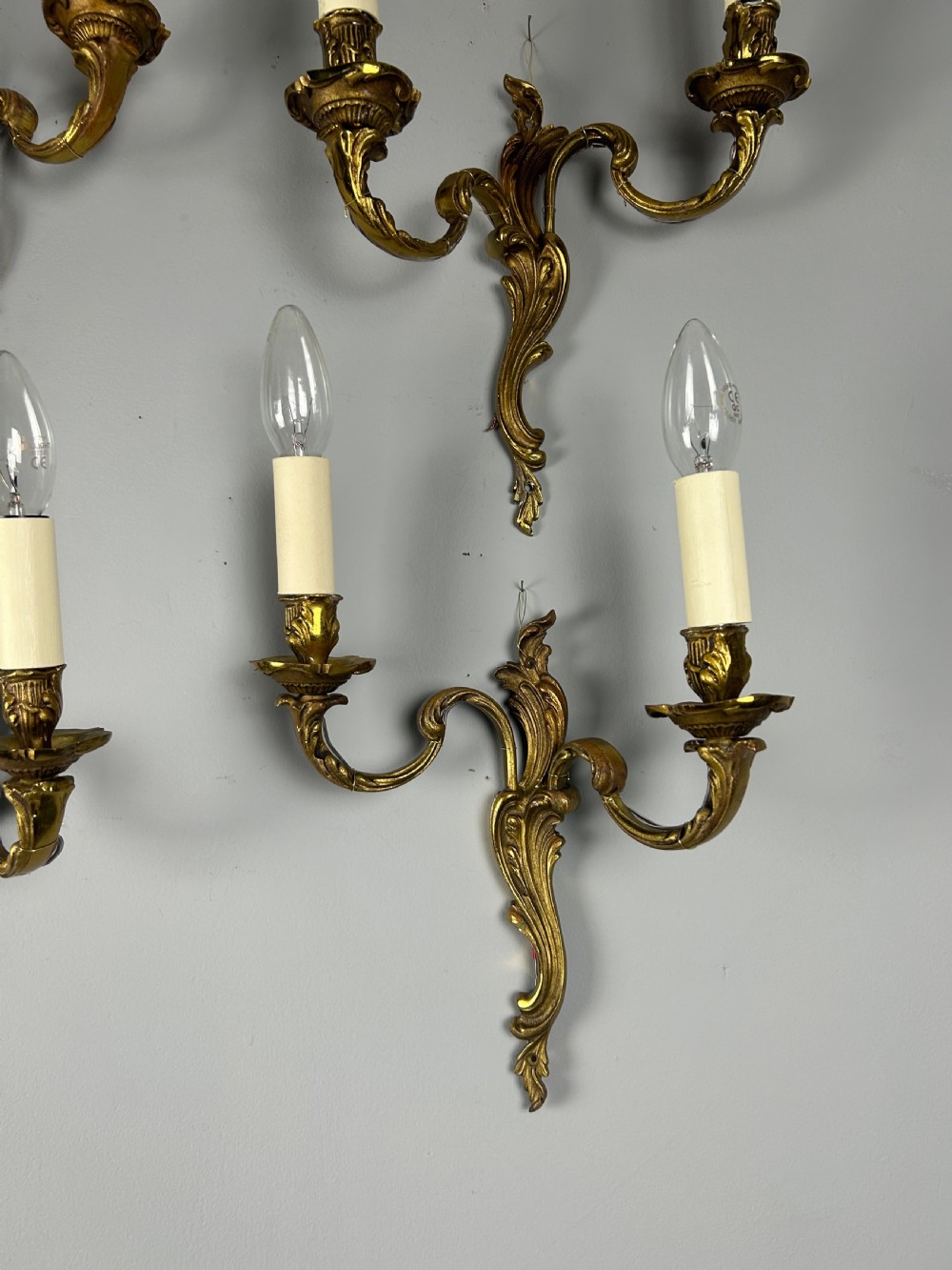 Set Of 4 French Gilded Antique Wall Lights View VIII