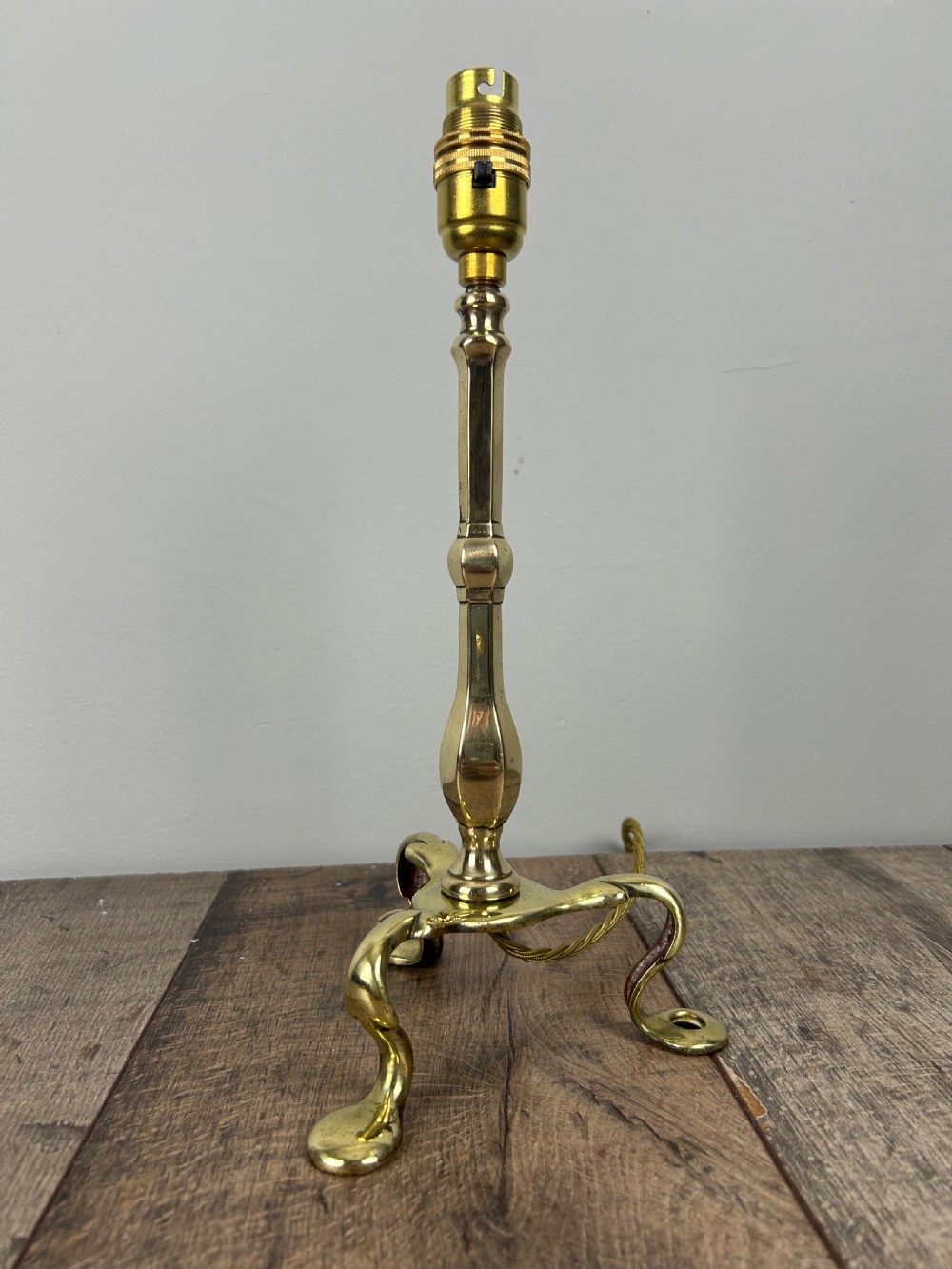 Edwardian Brass Pullman Table Lamp, Rewired And Pat Tested