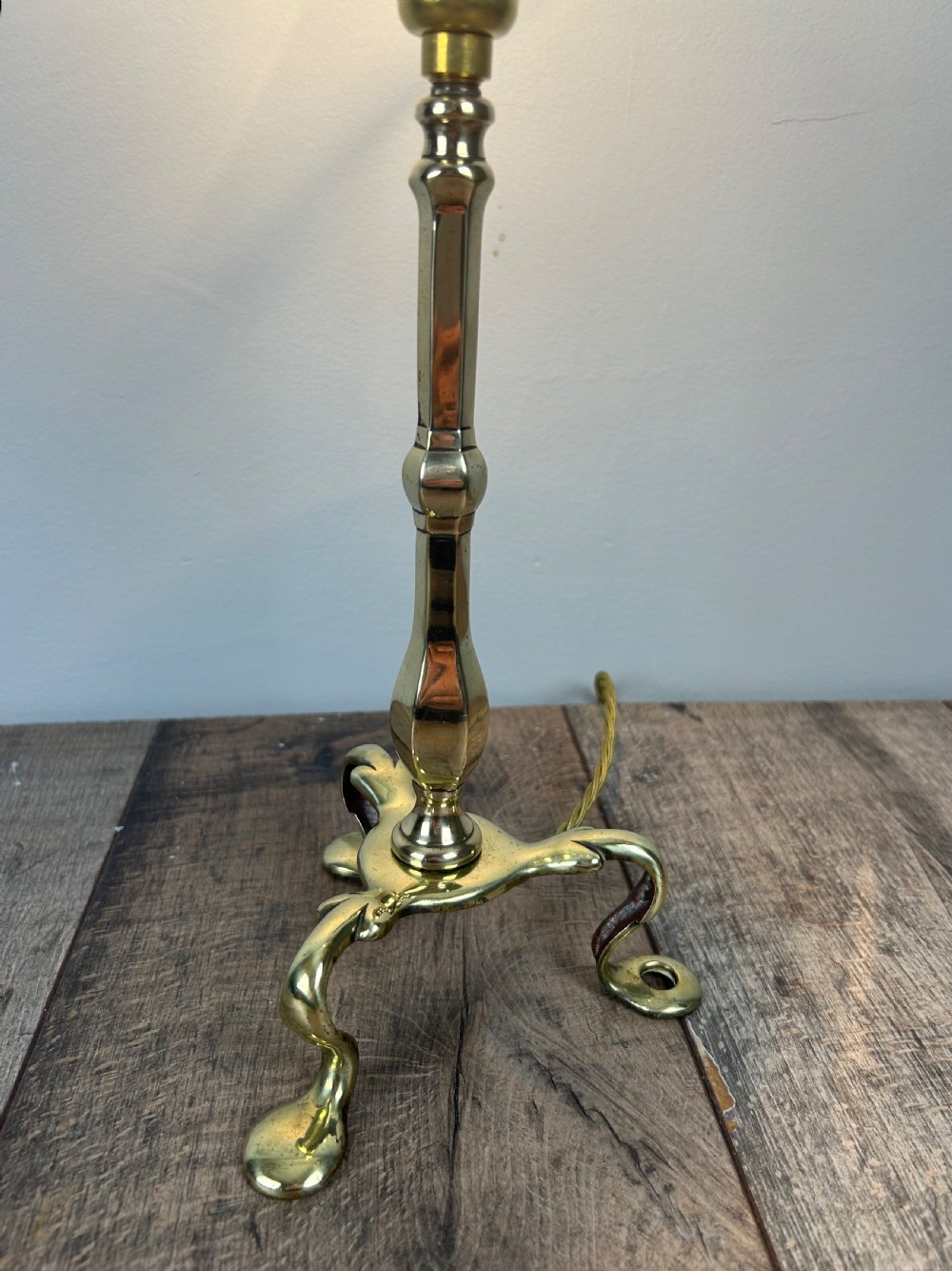 Edwardian Brass Pullman Table Lamp, Rewired And Pat Tested View III