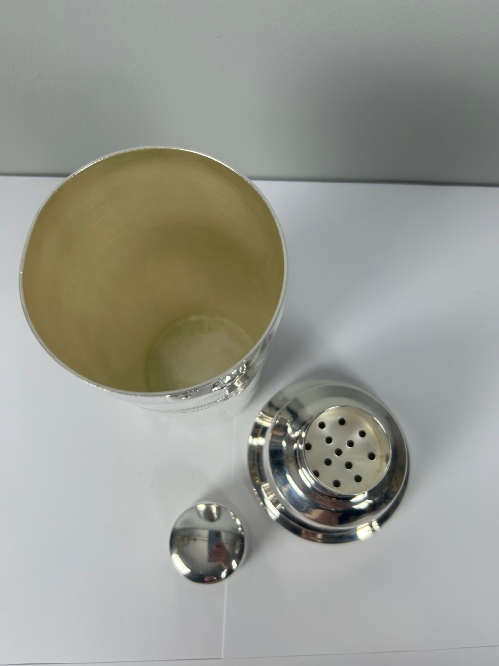 French Silver Plated Art Deco Cocktail Shaker. 3 Piece Mixer. Dees. Barware 1930. View VI
