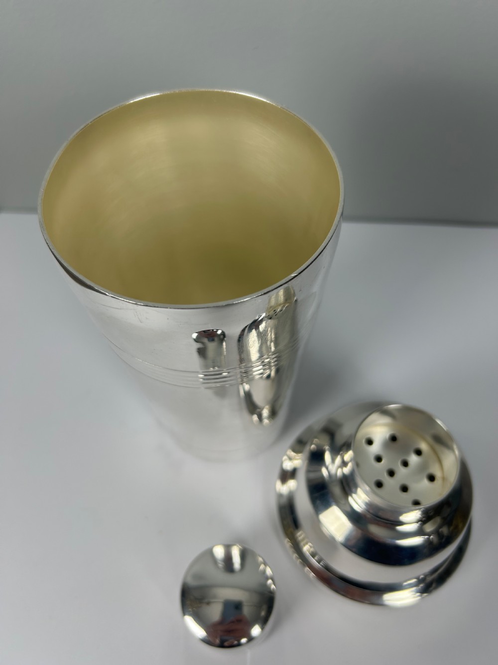 French Silver Plated Art Deco Cocktail Shaker. 3 Piece Mixer. Dees. Barware 1930. View VII