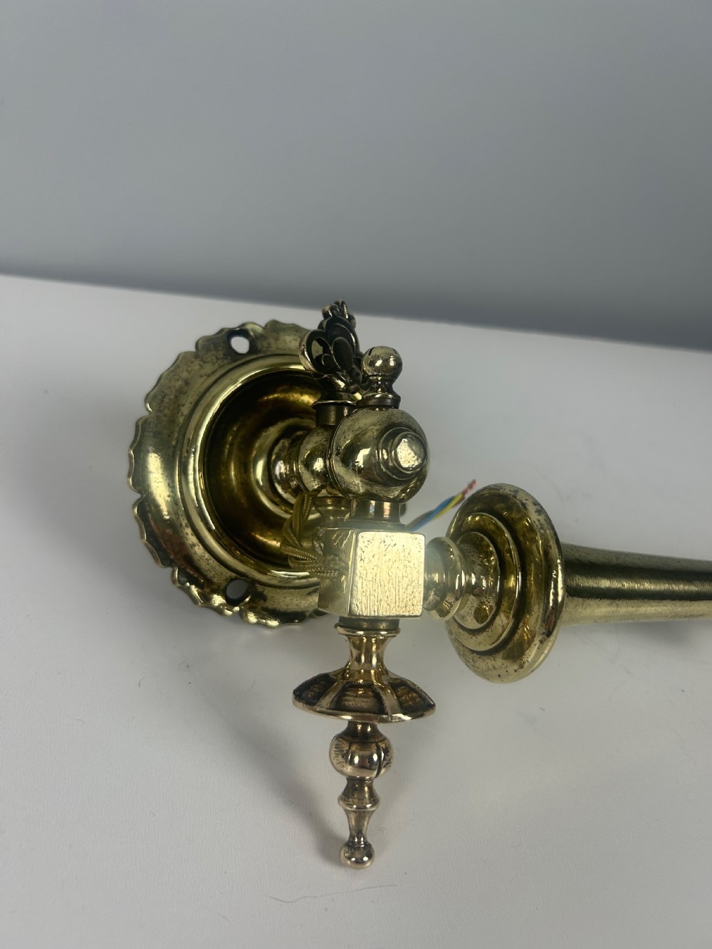 Victorian Rotating Brass Gas Pole Wall Light  View IX