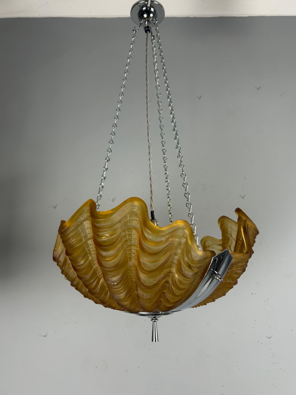 Art Deco Amber Clam Shell Ceiling Light, Chandelier View IX