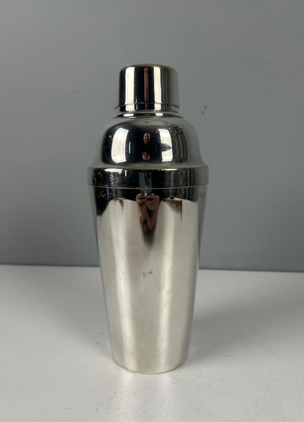 Gregory & Sheehan 1 Pint Art Deco Silver Plated Cocktail Shaker  View VIII