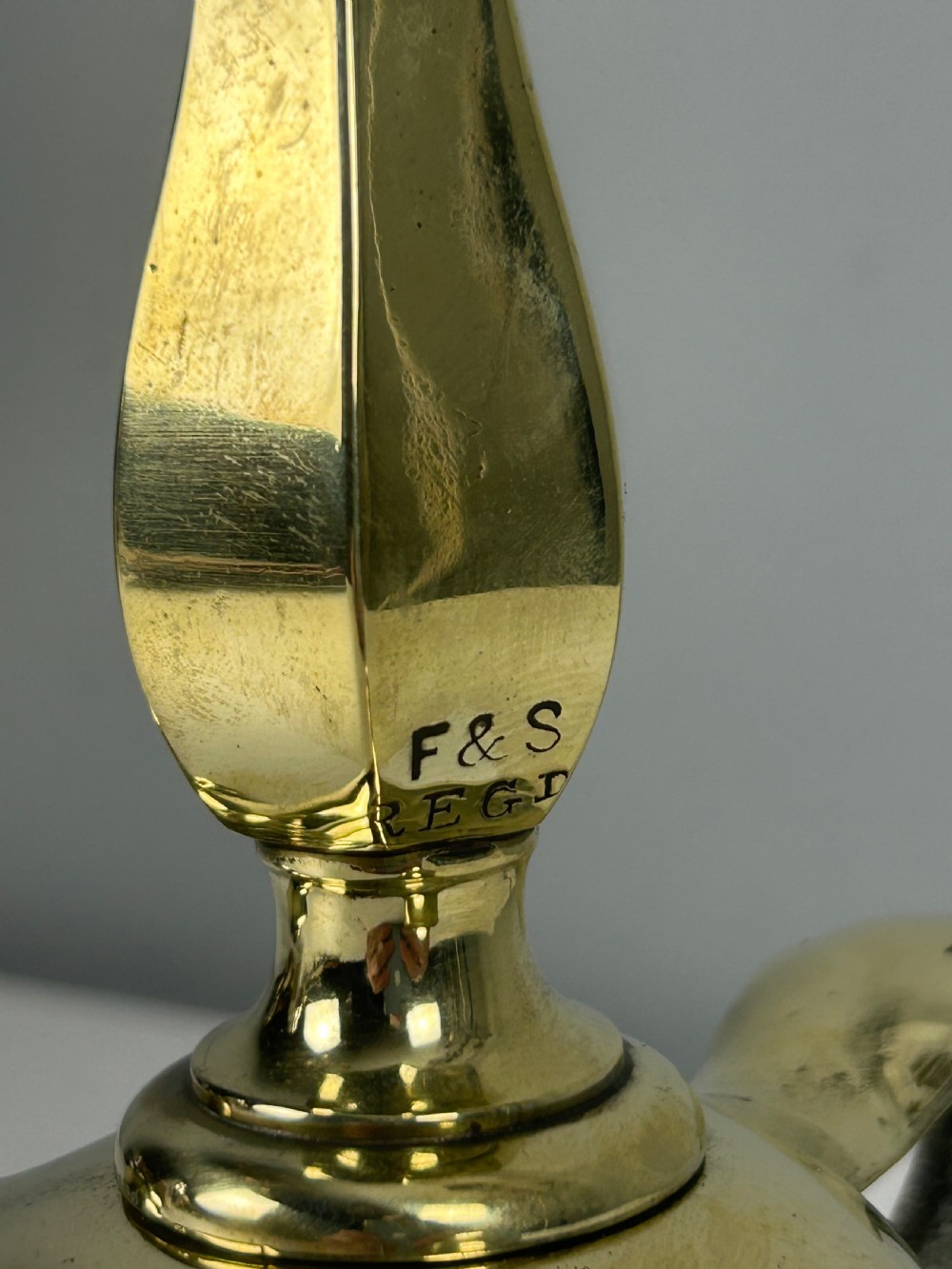 Faraday & Sons Brass Pullman Table Lamp View VII