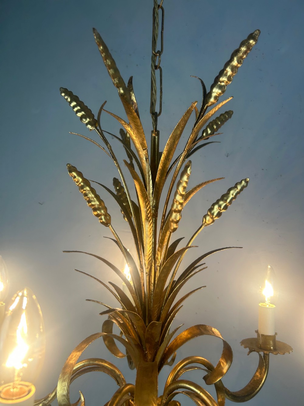 Italian Gilt Wheatsheaf Hollywood 5 Light Chandelier  View IV