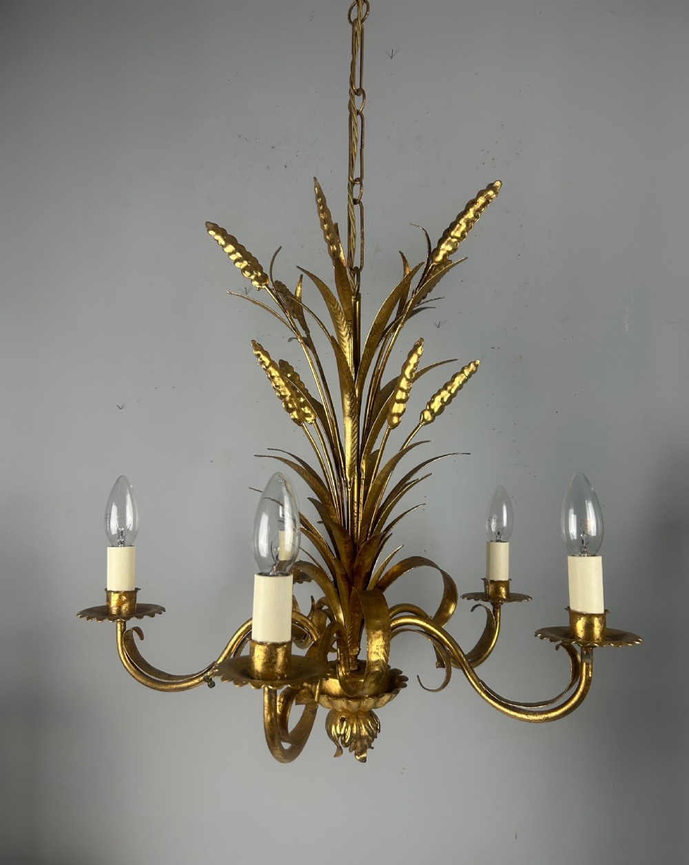 Italian Gilt Wheatsheaf Hollywood 5 Light Chandelier  View XIII