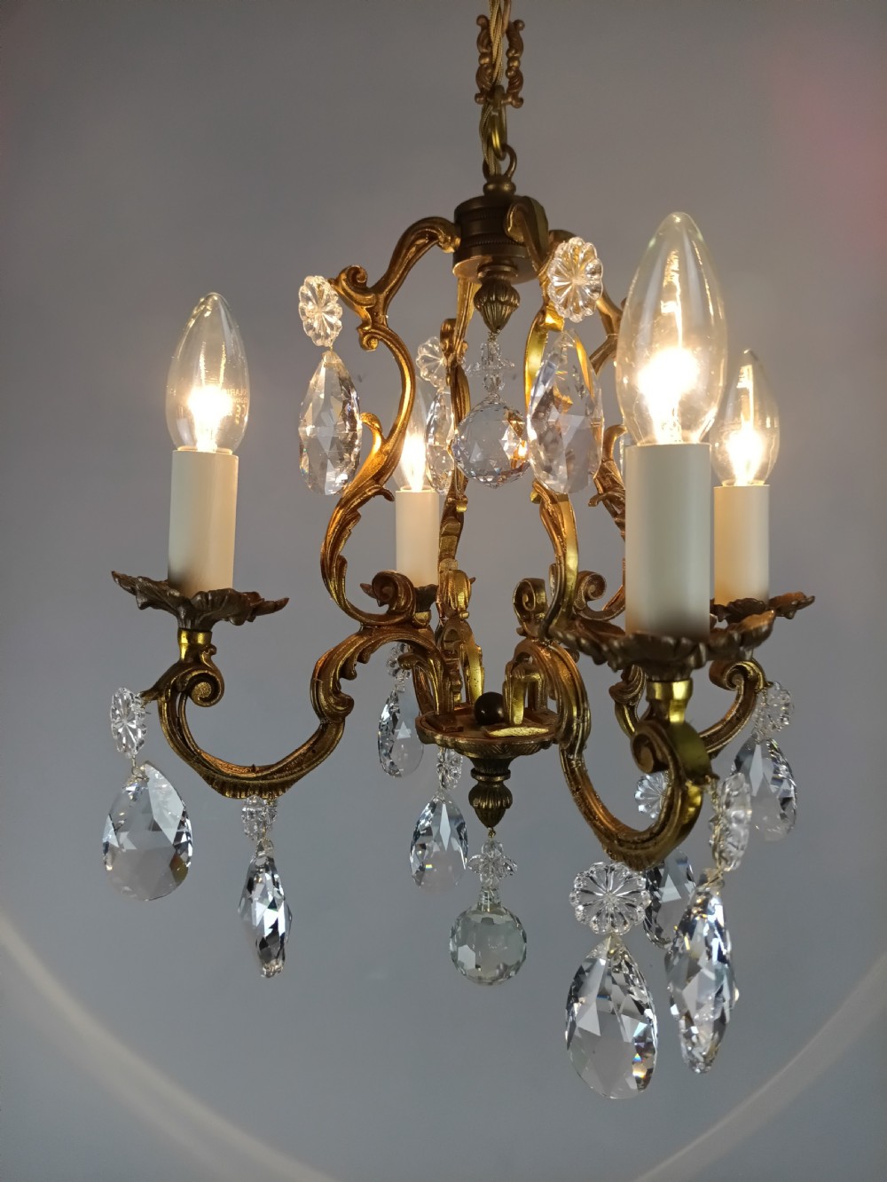 French Gilded & Crystal 4 Light Chandelier View VII