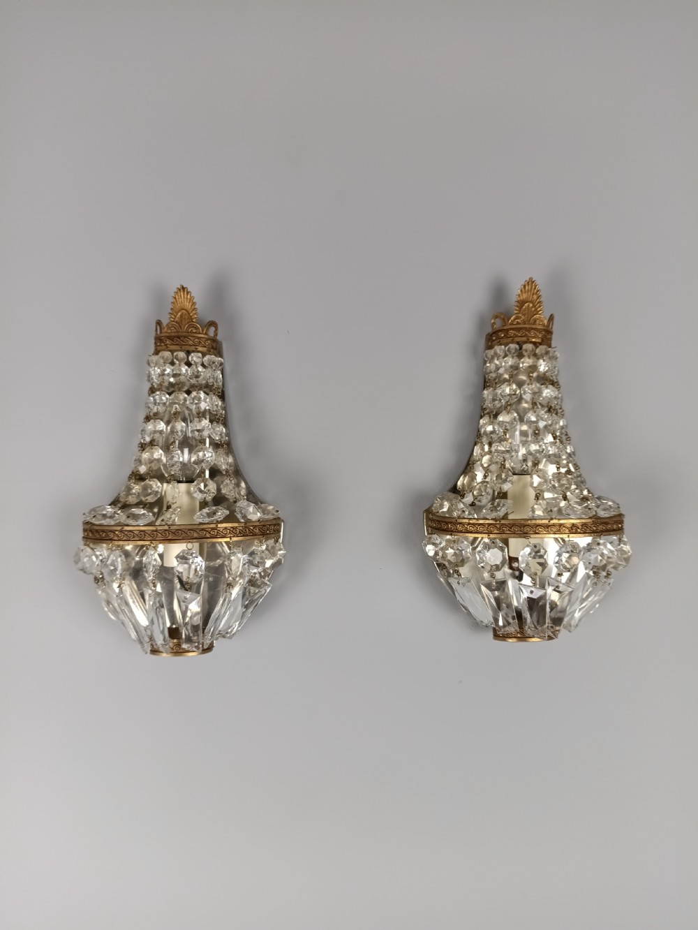 Pair Of French Single Light Crystal Tent Antique Wall Lights View IV