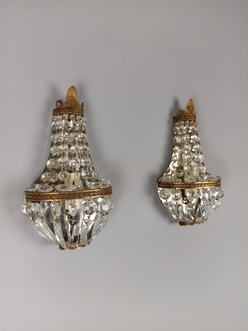 Pair Of French Single Light Crystal Tent Antique Wall Lights View VII