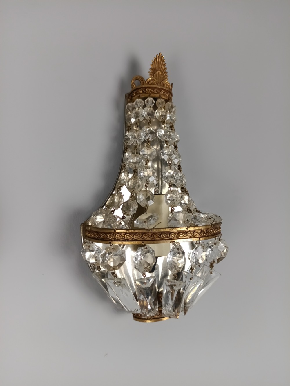 Pair Of French Single Light Crystal Tent Antique Wall Lights View VIII
