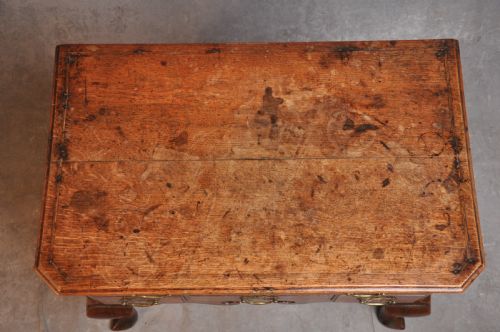 FINE 18TH CENTURY OAK LOWBOY - ADDITIONAL PHOTO 8