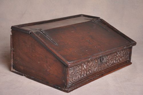 17TH CENTURY OAK BIBLE BOX - ADDITIONAL PHOTO 8