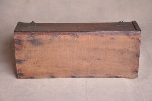 17TH CENTURY OAK BIBLE BOX - ADDITIONAL PHOTO 10