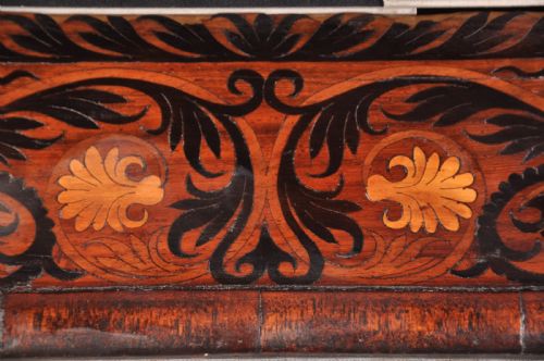 17TH CENTURY WALNUT MARQUETRY MIRROR - ADDITIONAL PHOTO 1