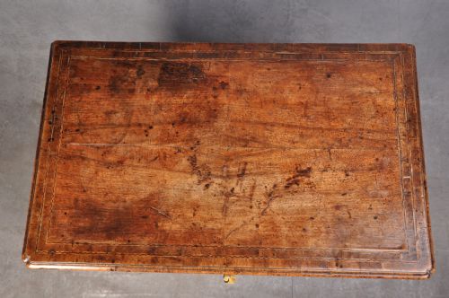 FINE EARLY 18TH CENTURY WALNUT LOWBOY - ADDITIONAL PHOTO 5