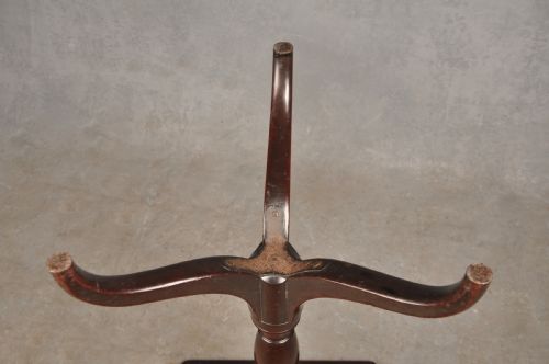 LATE 18TH CENTURY MAHOGANY WINE TABLE - ADDITIONAL PHOTO 5
