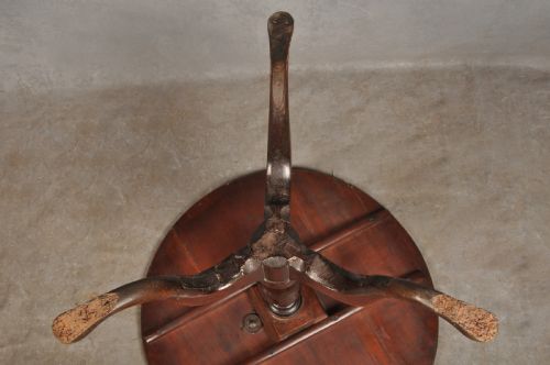 18TH CENTURY CHERRYWOOD TRIPOD TABLE - ADDITIONAL PHOTO 8
