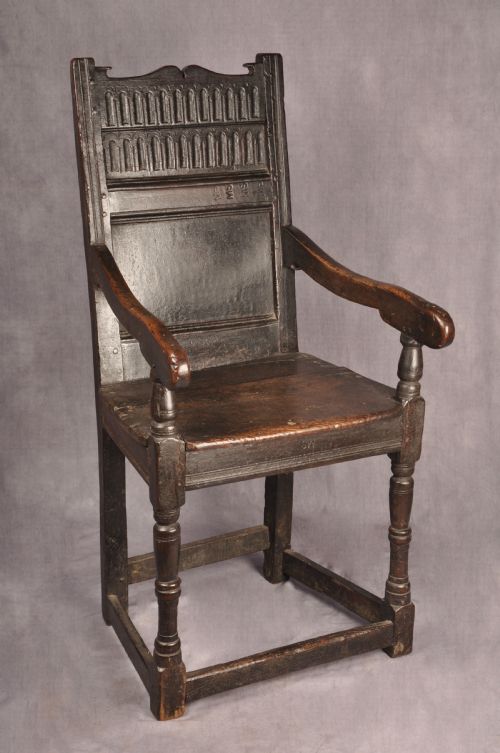 17th century oak wainscot chair - CATEGORY: ANTIQUE CHAIRS - DATED 17TH CENTURY
