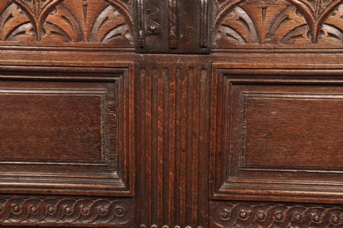 17TH CENTURY OAK COFFER - ADDITIONAL PHOTO 11