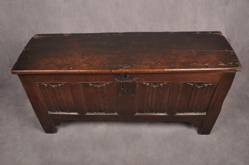 HENRY VIII OAK COFFER - ADDITIONAL PHOTO 1